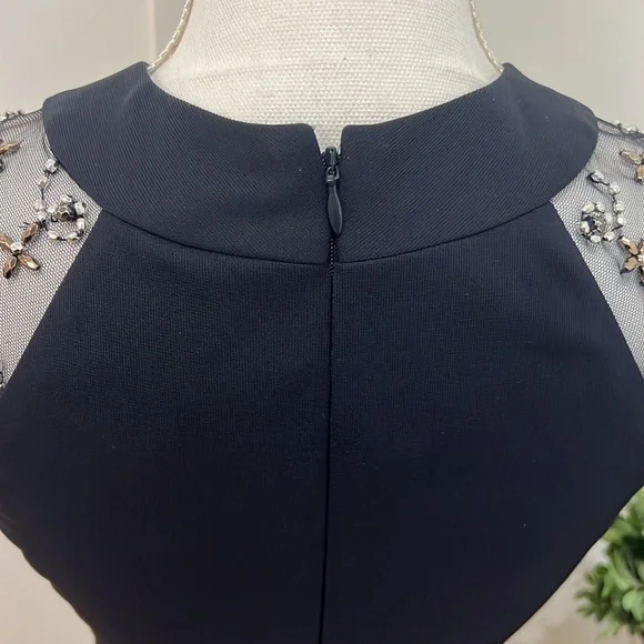 Navy blue formal dress - Picture 11 of 12